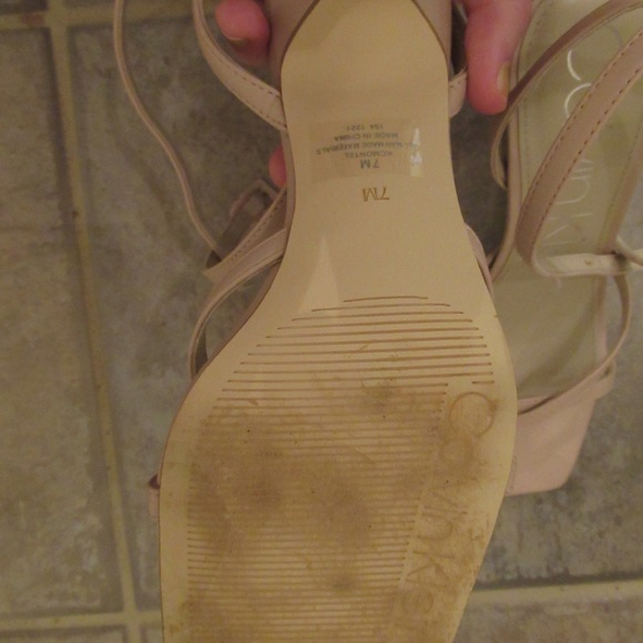Nude Square Toe Calvin Klein Mini Heel size 7 - Picture 4 of 7